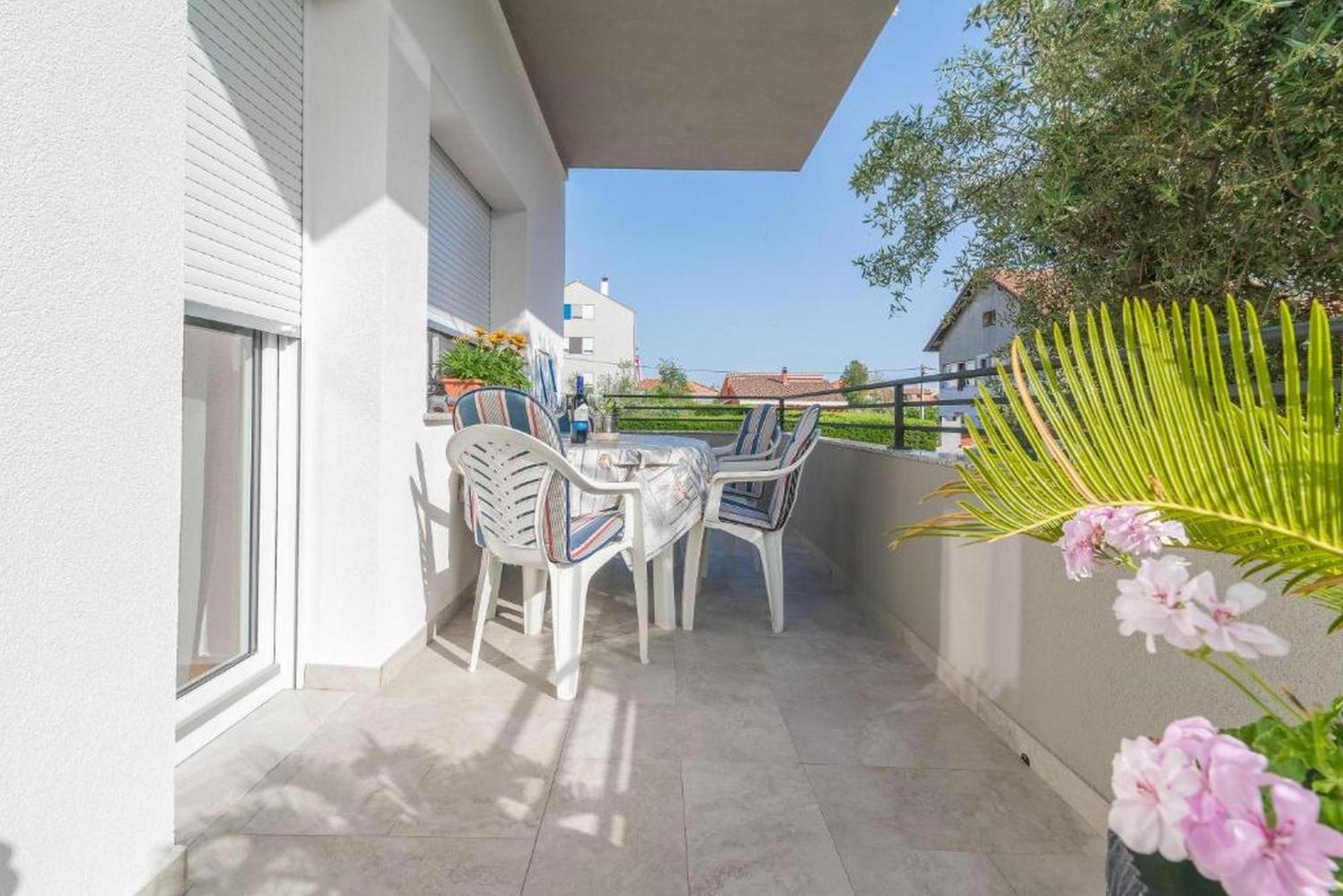 Apartments Villa Odesa With Shared Pool Zadar Kamer foto