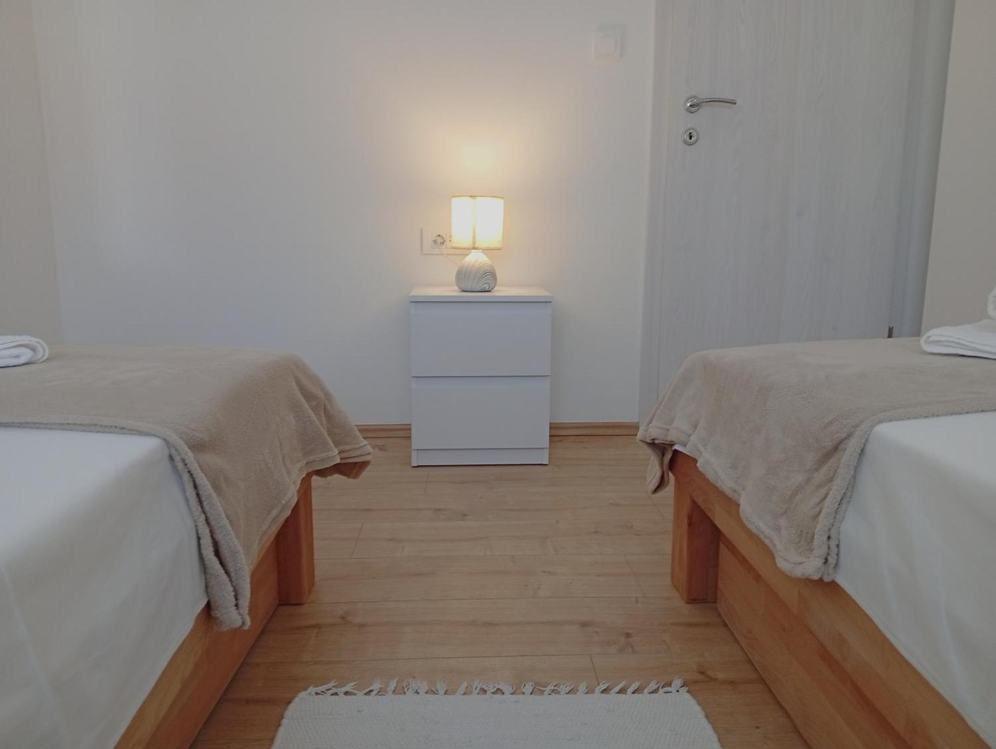 Apartments Villa Odesa With Shared Pool Zadar Kamer foto